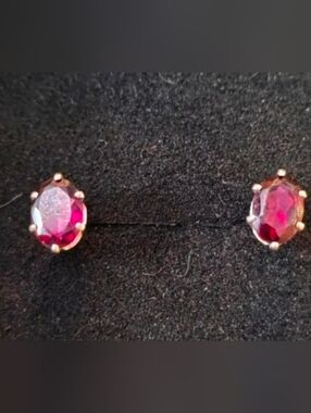 Natural Garnet Sterling Silver Stud Earrings 925 Unisex Pushbacks